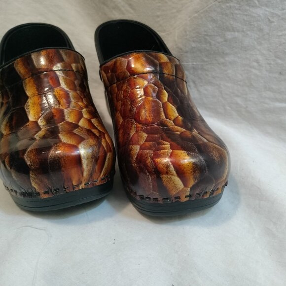 DANSKO Clogs: snake skin print - Picture 3 of 9